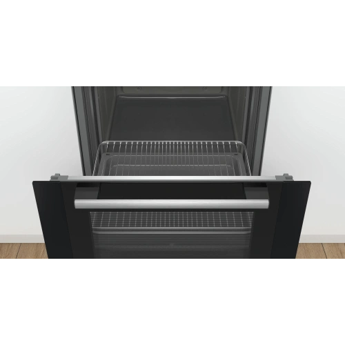 Духовой шкаф Bosch HBB356BB0R
