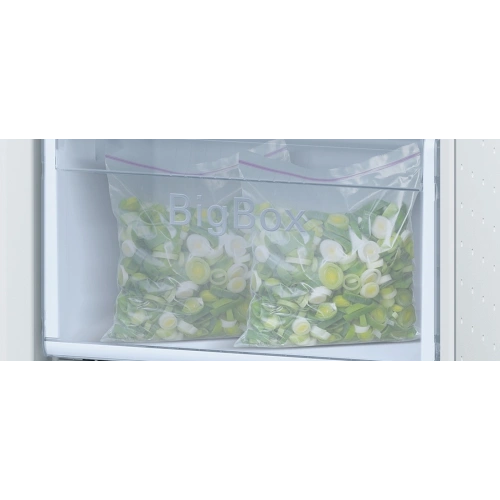 Двухкамерный холодильник Bosch KGN39VC14R