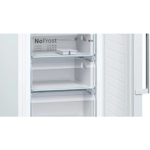 Двухкамерный холодильник Bosch KGN39VWEQ