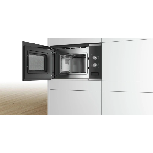 Встраиваемая микроволновая печь Bosch BFL520MS0
